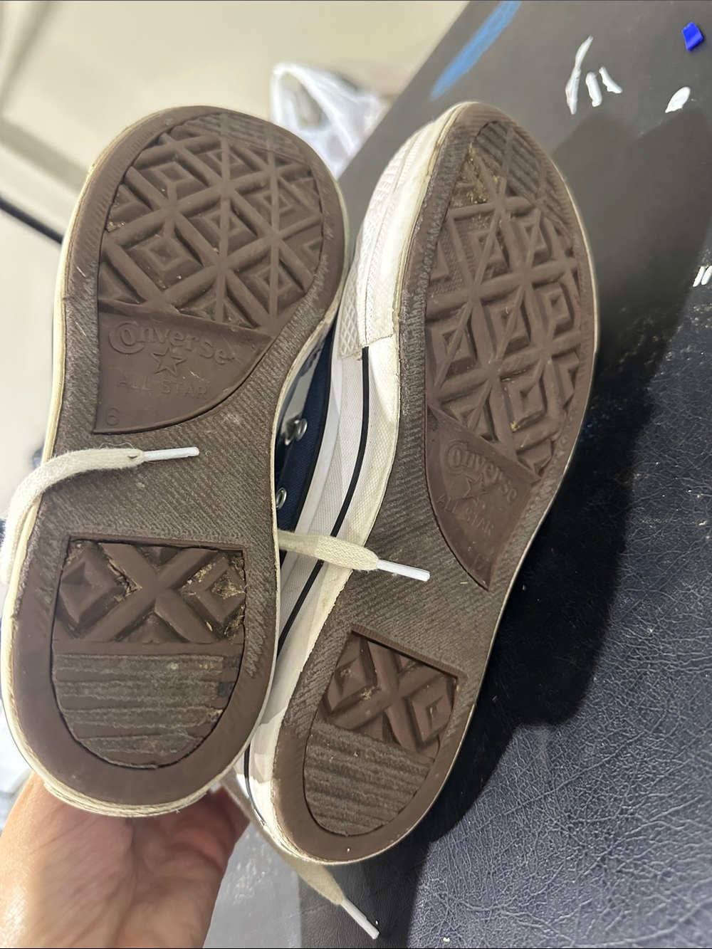 Navy Converse platform sneakers women’s size 8 - Picture 7 of 7